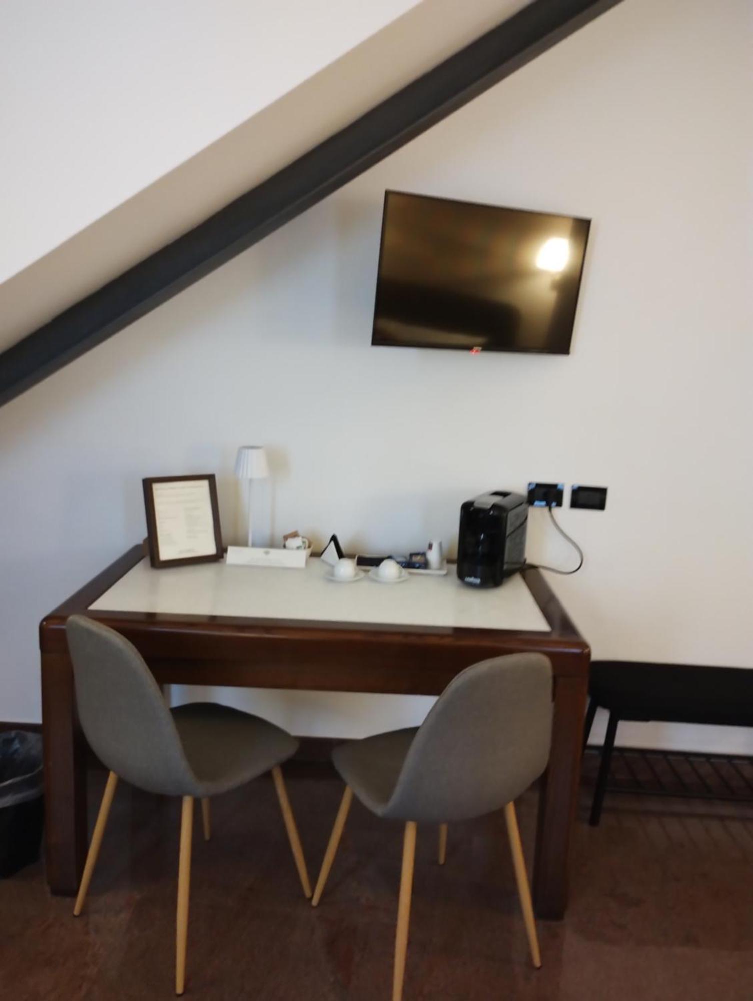 Palazzo Cusani Charming Rooms Vercelli Zewnętrze zdjęcie