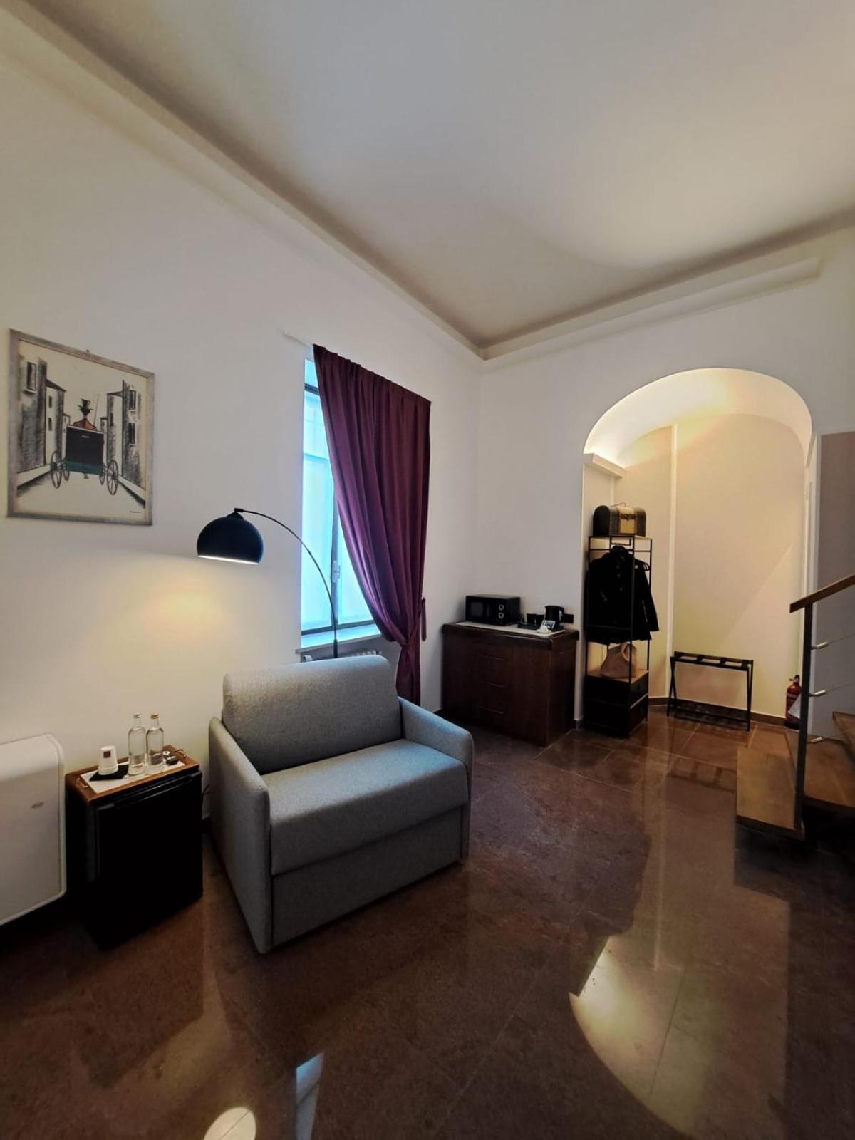 Palazzo Cusani Charming Rooms Vercelli Zewnętrze zdjęcie